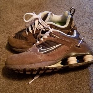 Women's Nike Shox- leather dark brown and pink